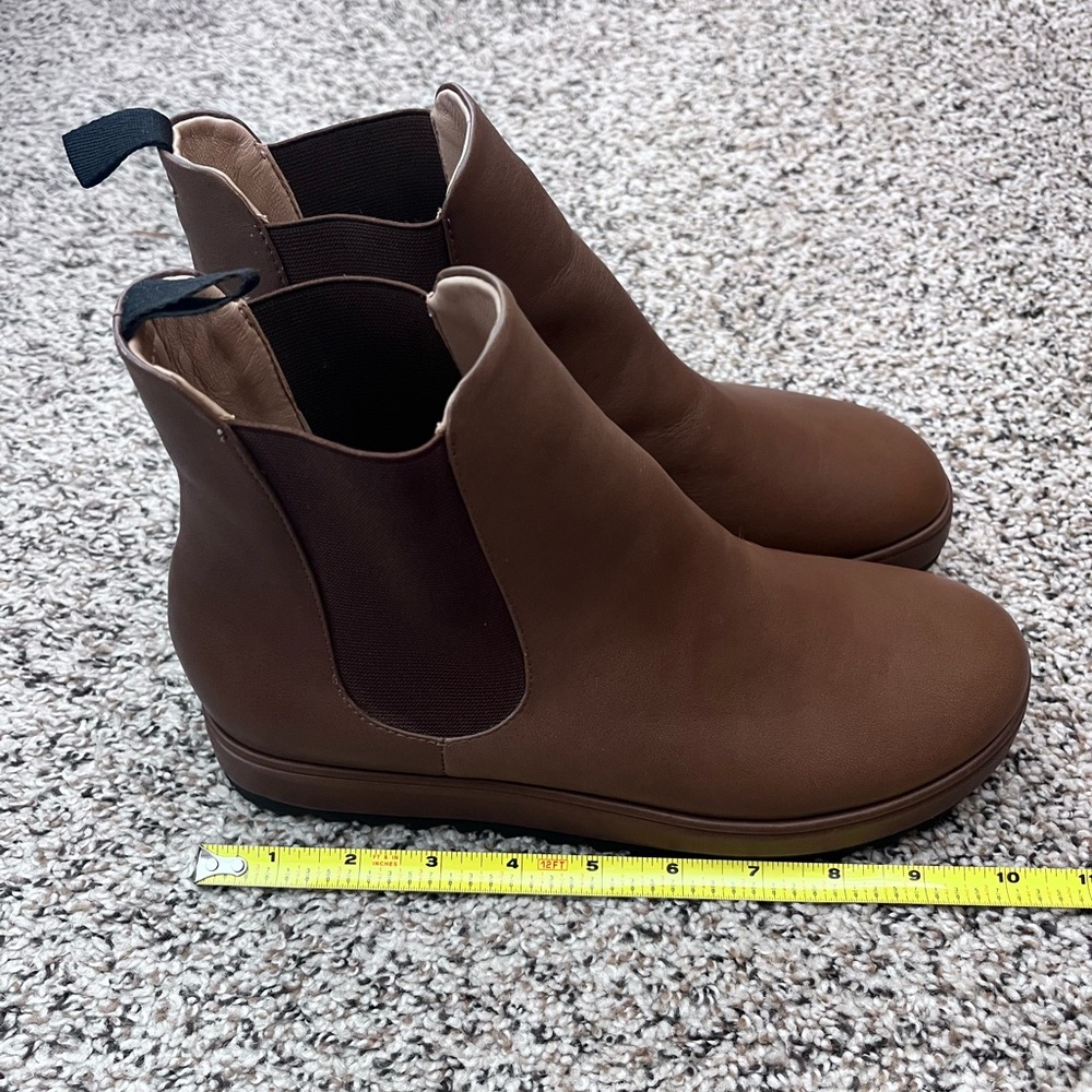 Lauren Manoogian Leather Chelsea Ankle Boots - Picture 3 of 11